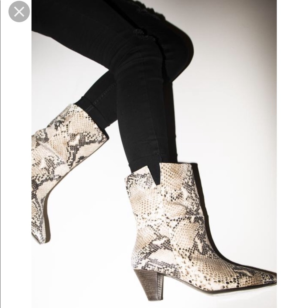 NWB Free People Adela heel ankle boot snake print